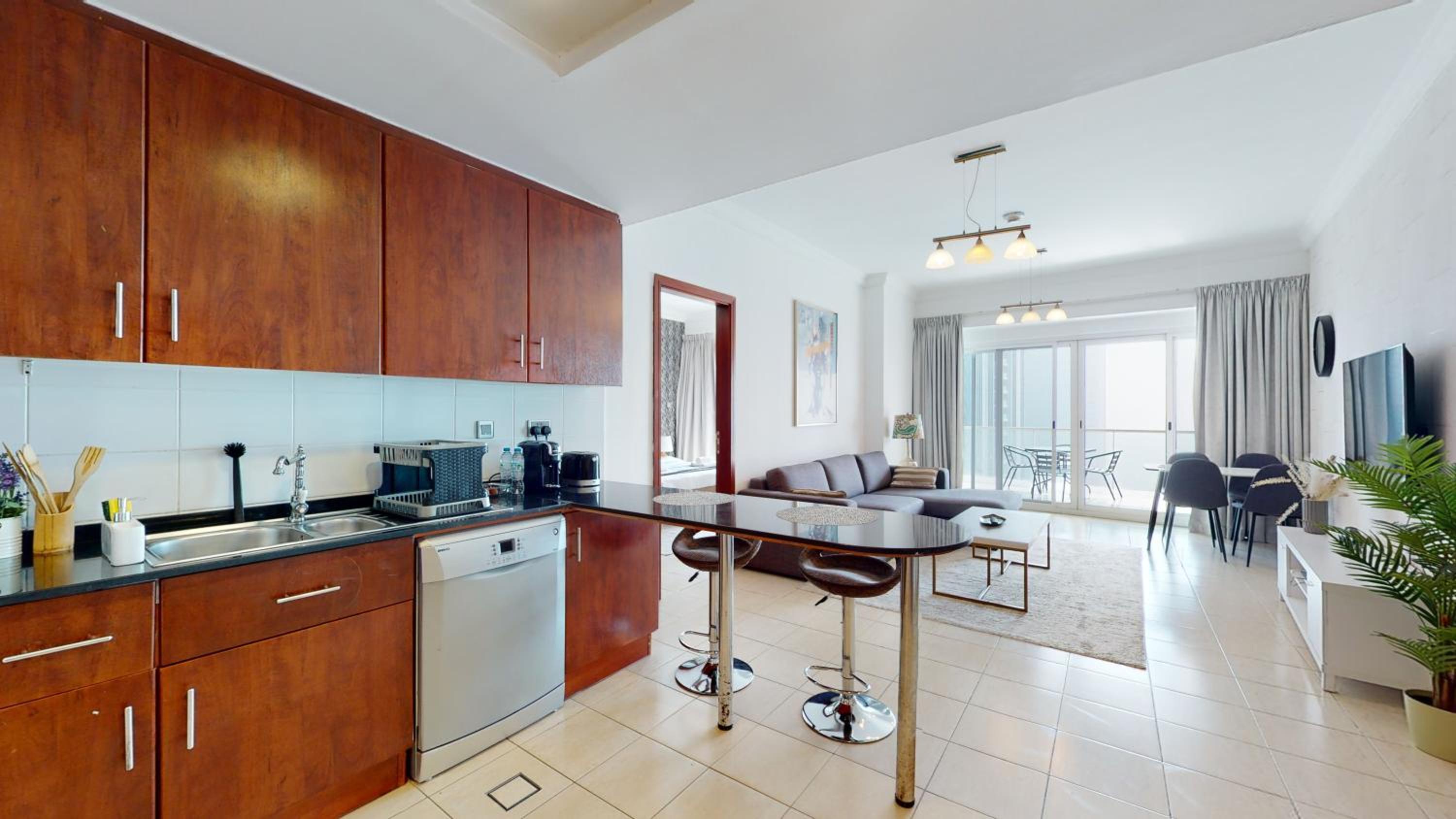 LV38 - Elegant 2BHK in Lake View Tower