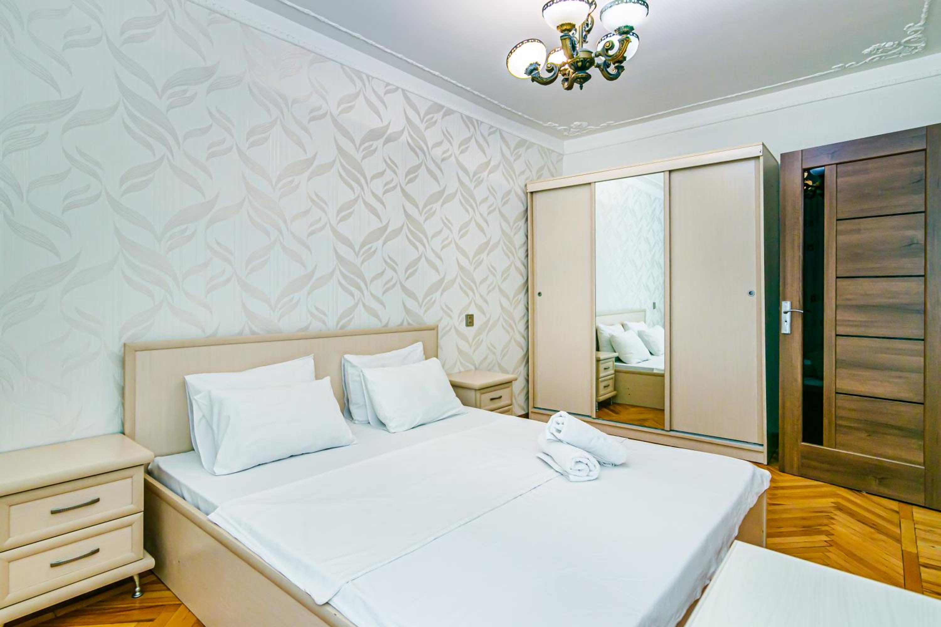 Deluxe Apartment 251