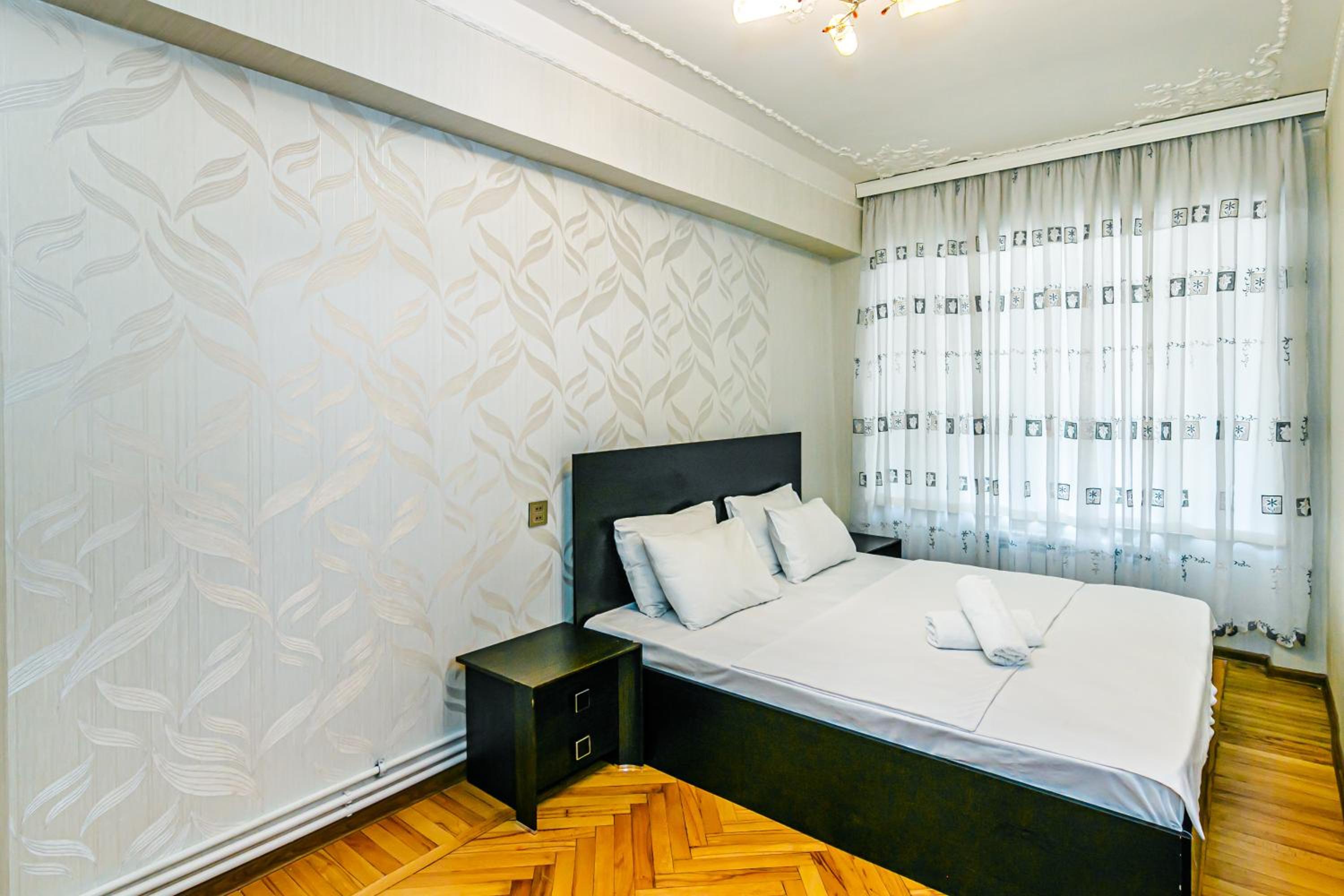 Deluxe Apartment 251