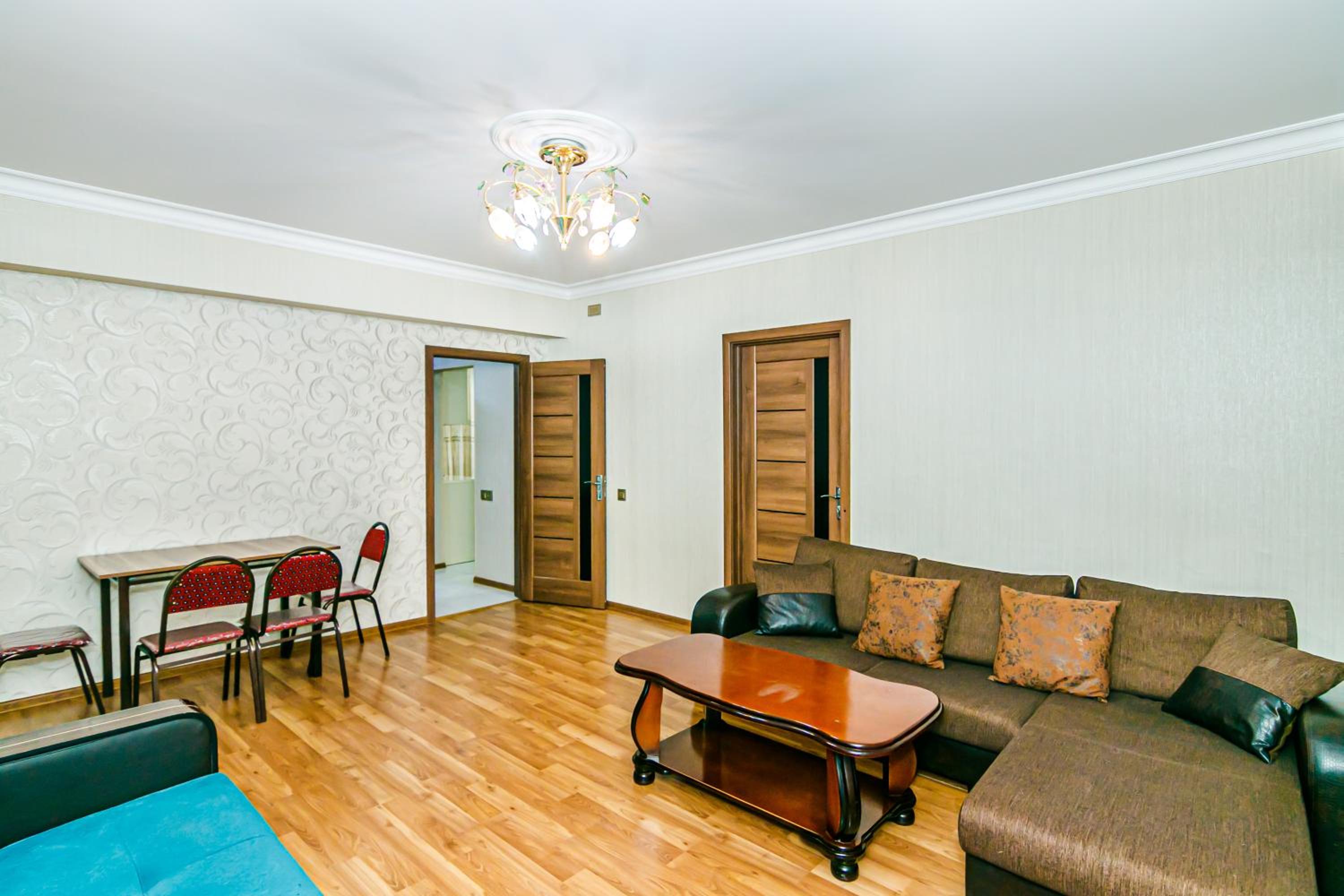 Deluxe Apartment 251