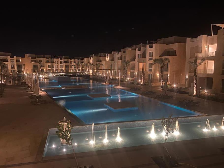 Mangroovy - 2BR La Blanca Pool View view 2