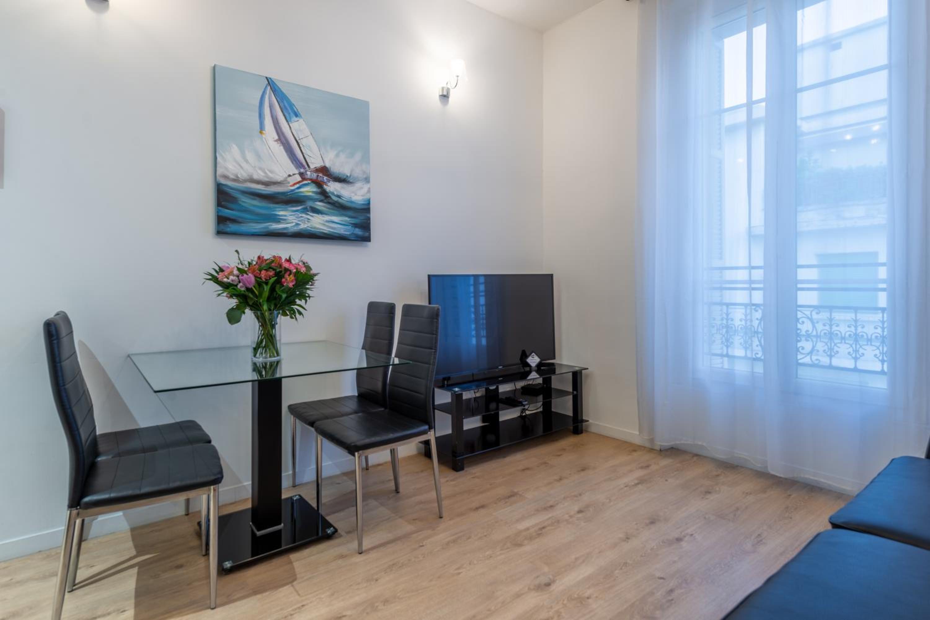 JEAN MEDECIN - Modern and brand new 1Br flat view 4