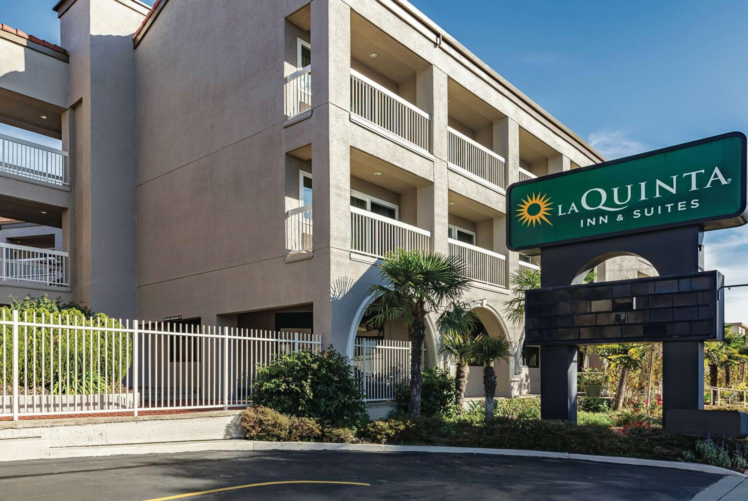 San Francisco Vacations - La Quinta by Wyndham San Francisco Airport West - Property Image 2