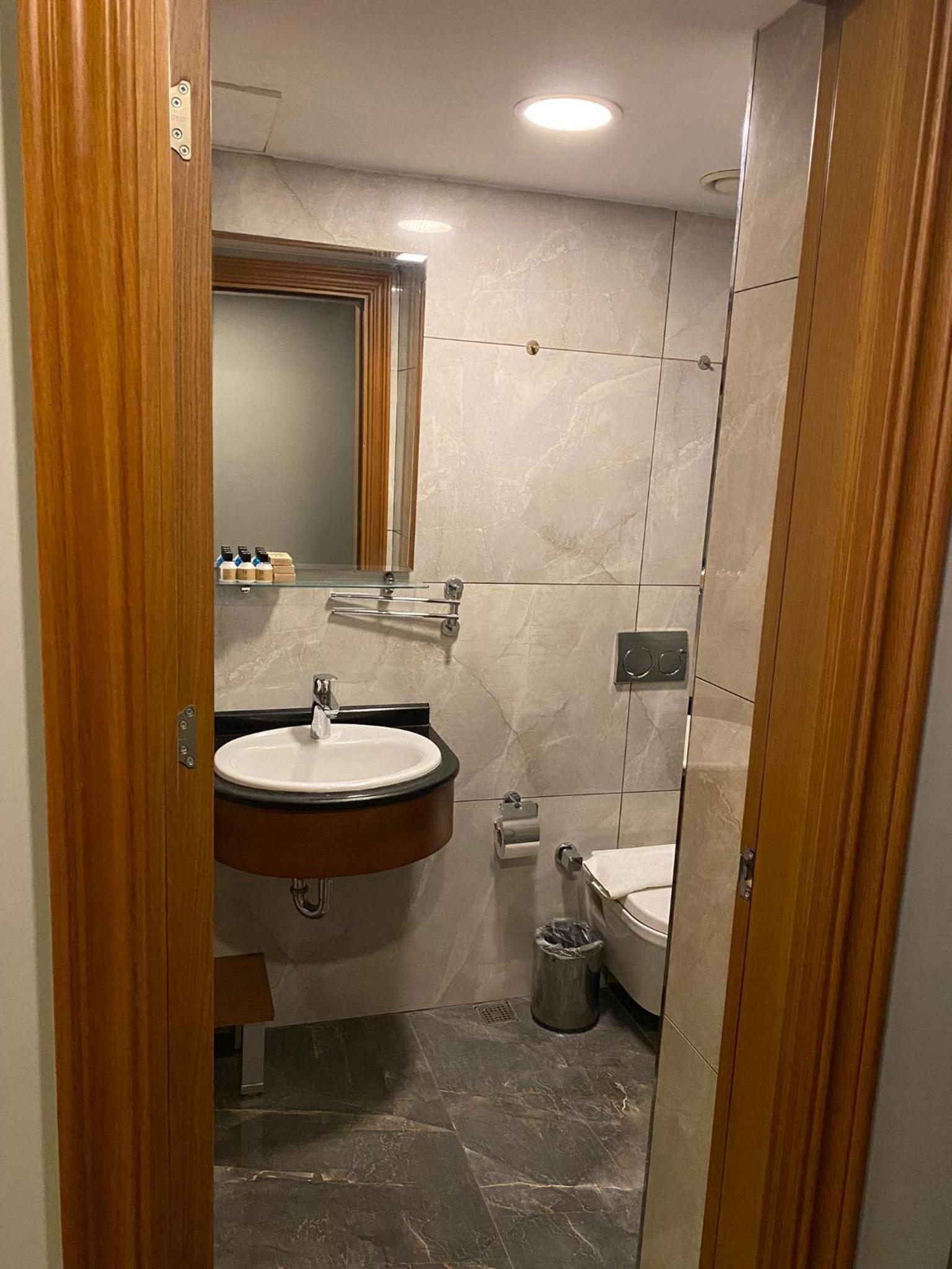 FOUR SEVEN OTEL - Image 61