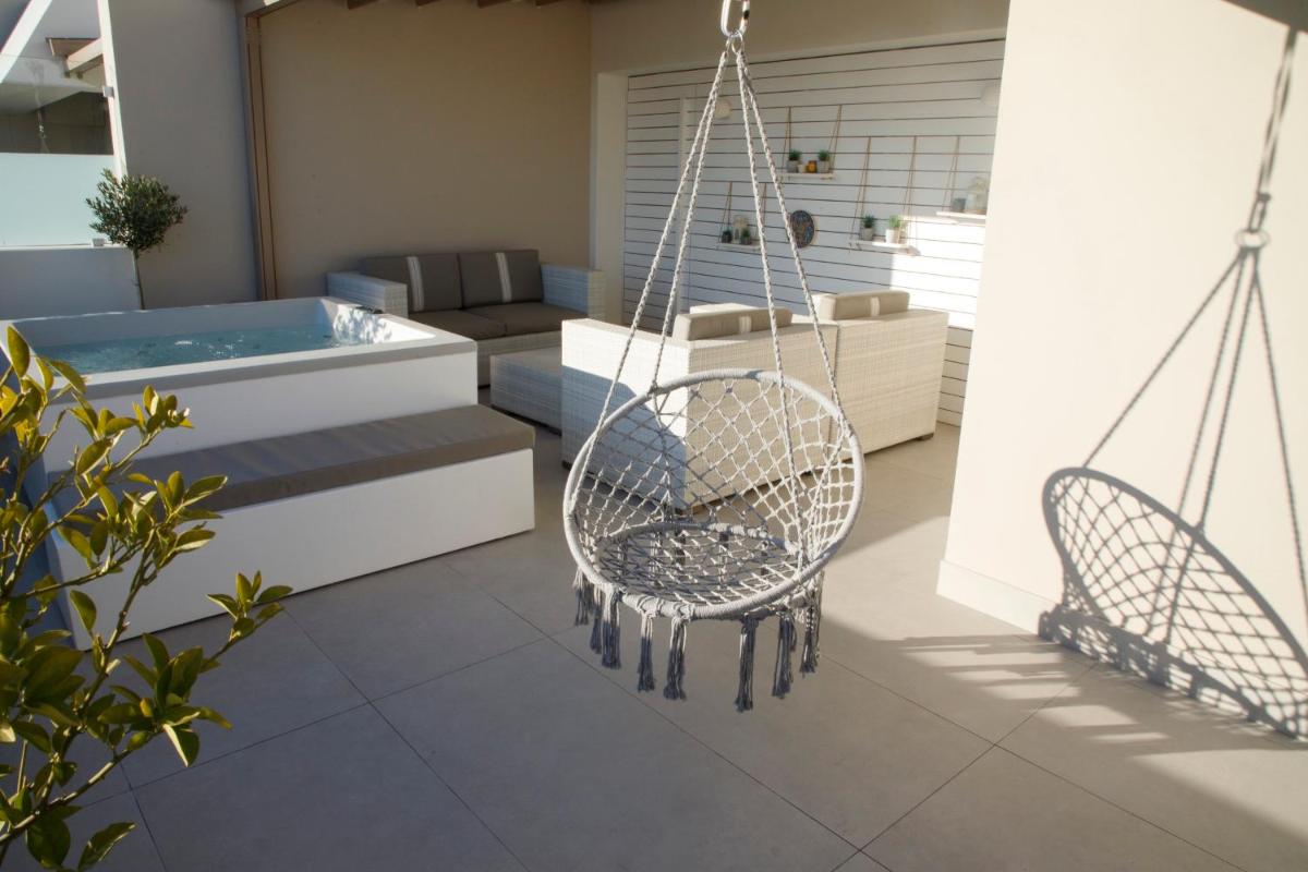 Athens Acropolis View Penthouse with outdoor Spa photo 5