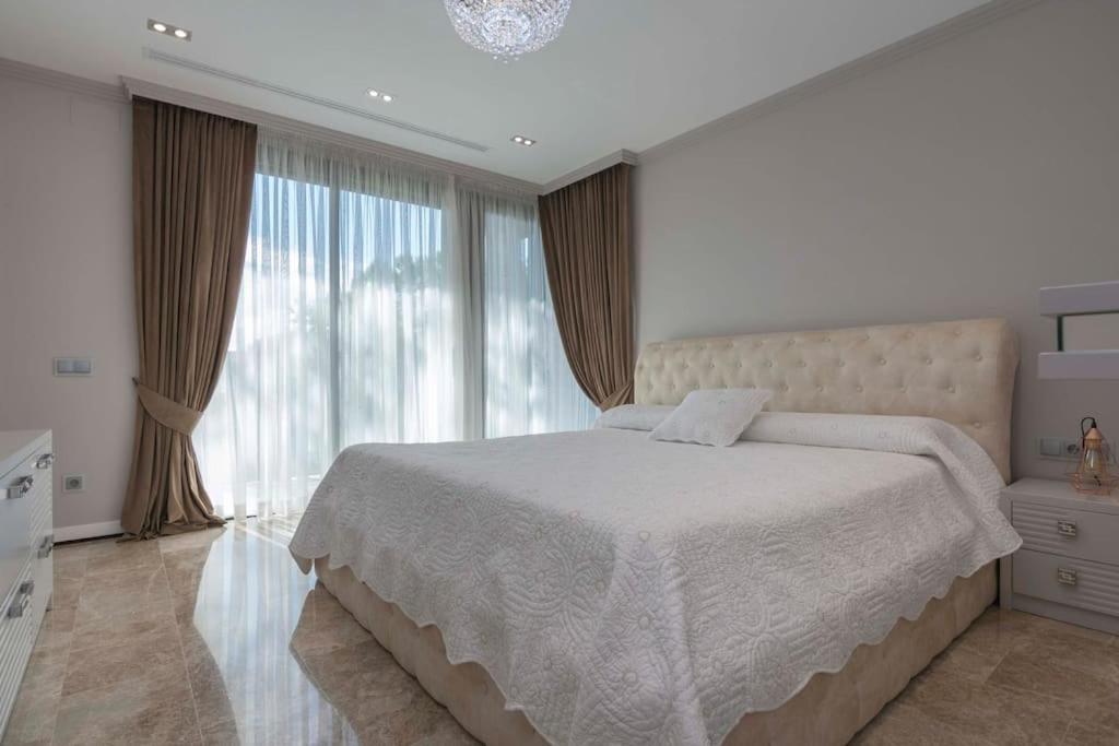 LUXURY VILLA Castelldefels playa.