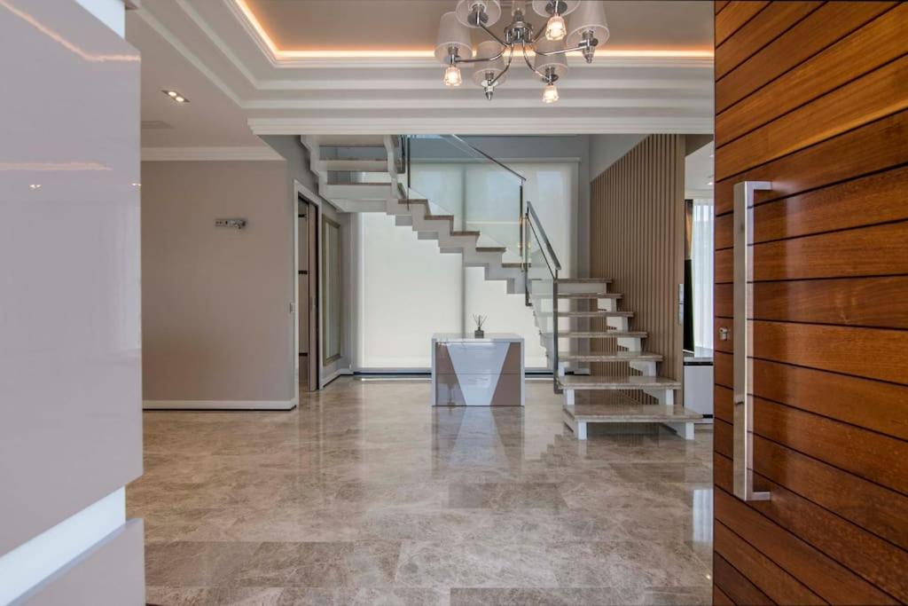 LUXURY VILLA Castelldefels playa.