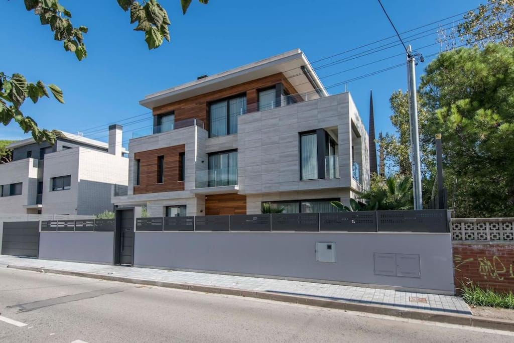 LUXURY VILLA Castelldefels playa.