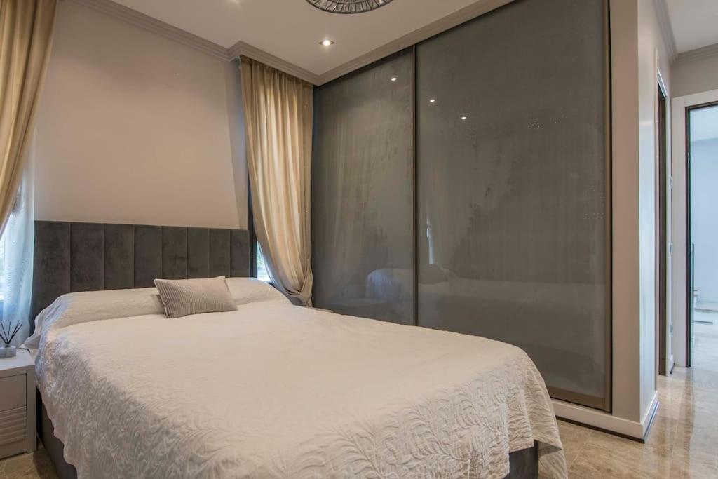 LUXURY VILLA Castelldefels playa.