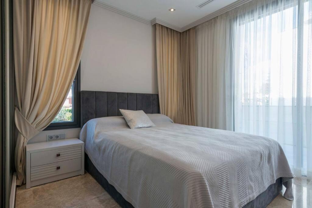 LUXURY VILLA Castelldefels playa.