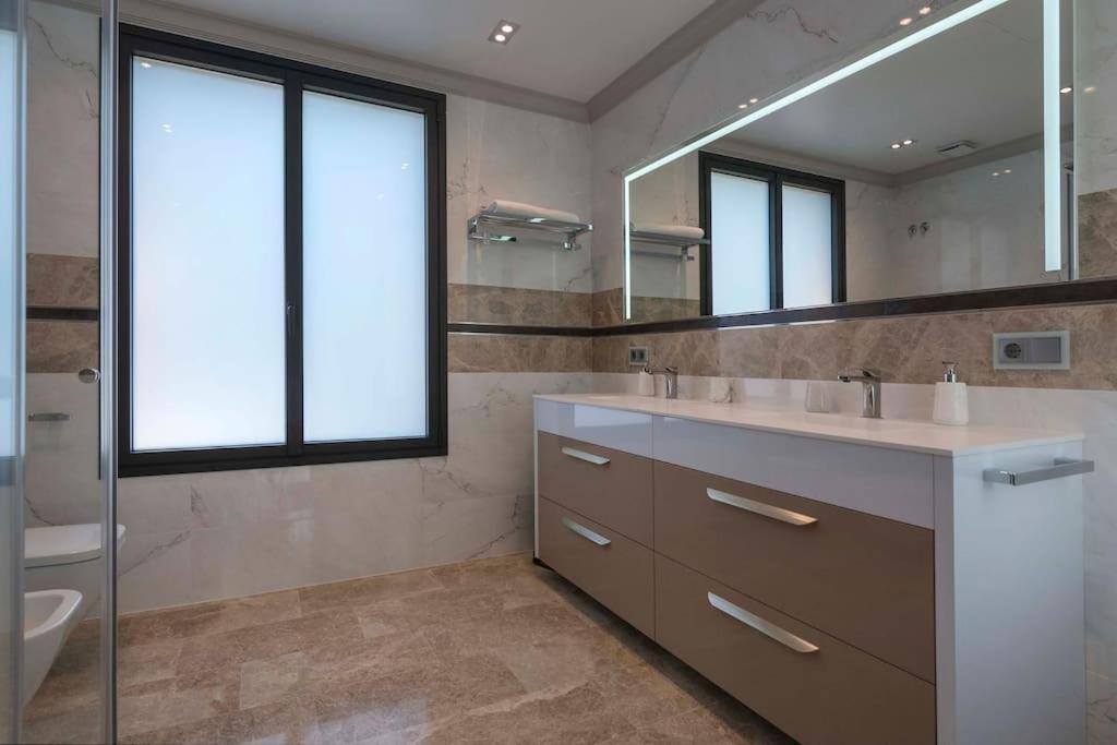 LUXURY VILLA Castelldefels playa.