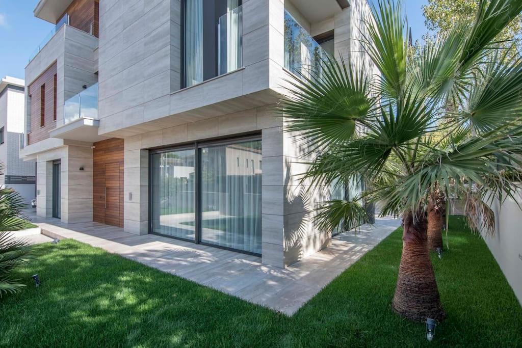 LUXURY VILLA Castelldefels playa.