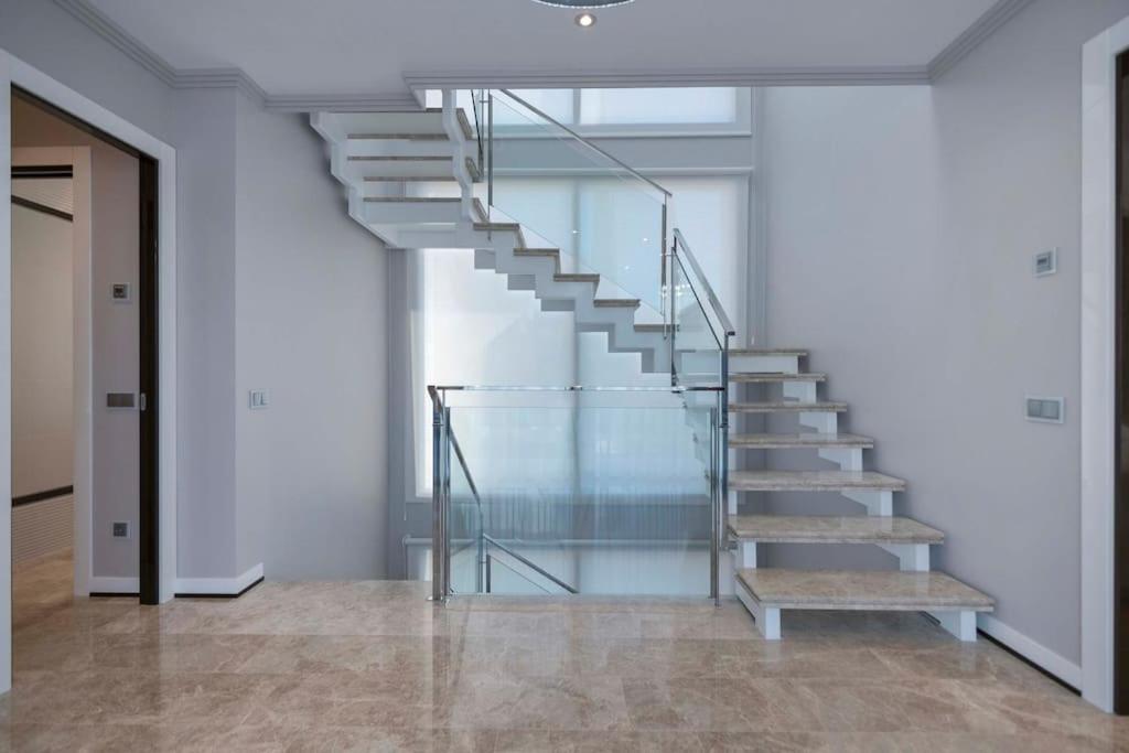 LUXURY VILLA Castelldefels playa.