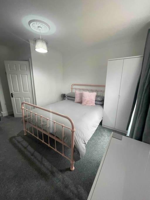 Entire Studio Apartment Private Entrance view 4