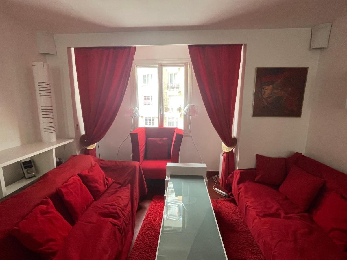 Red Flat Paris