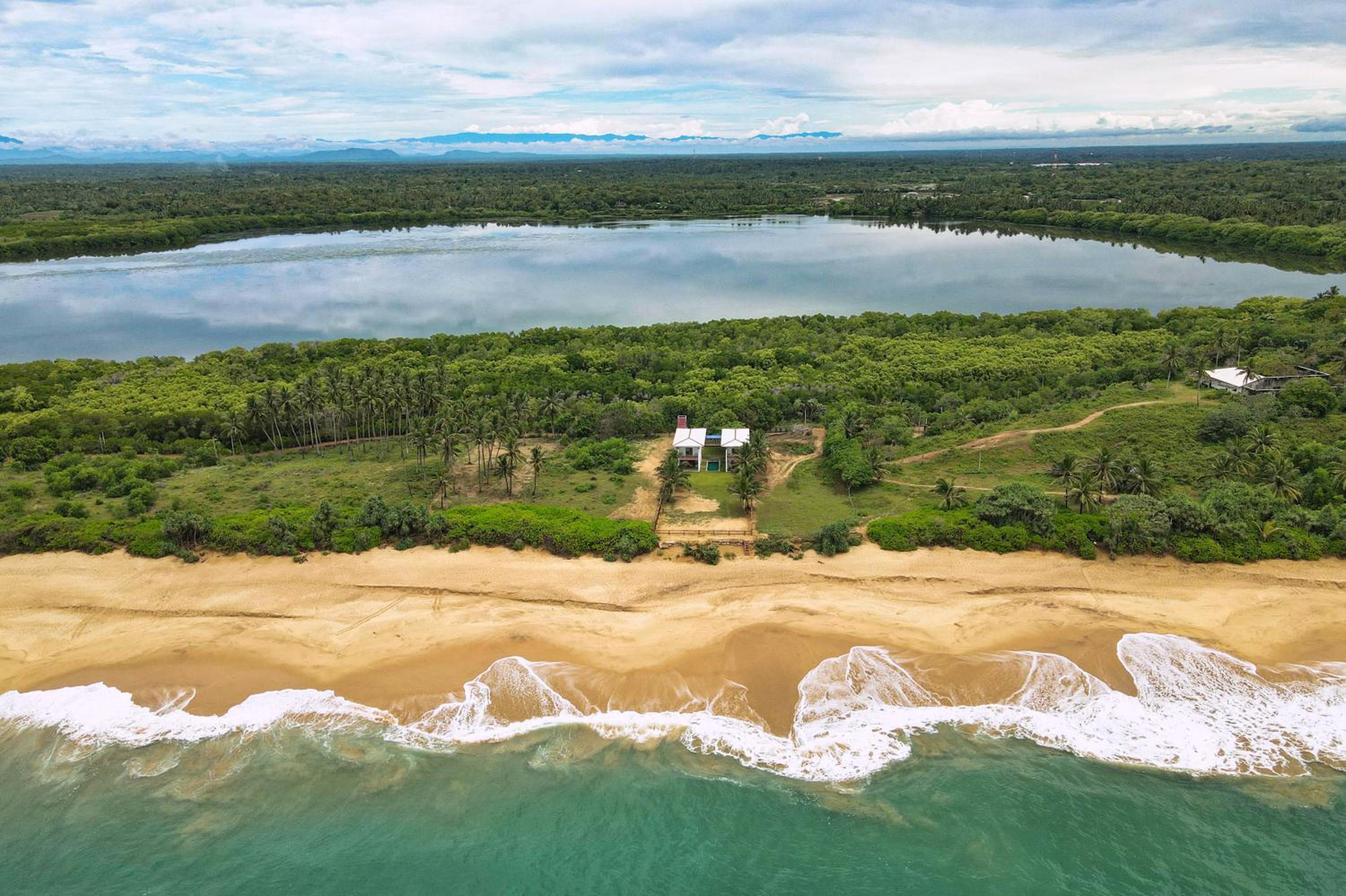 Sati Villa Rekawa Beach Sri Lanka view 2