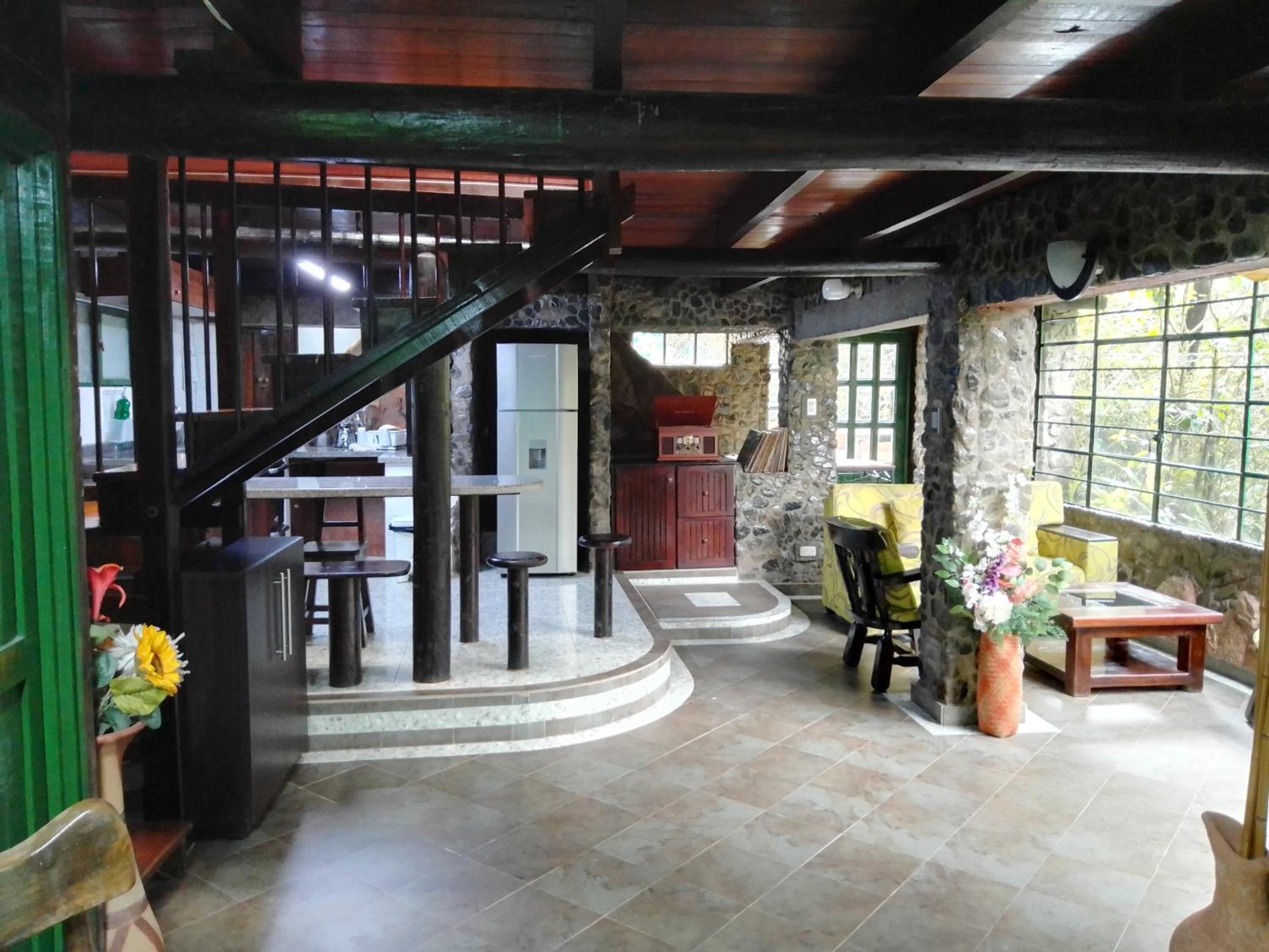 Chalet al lado del rio Pance