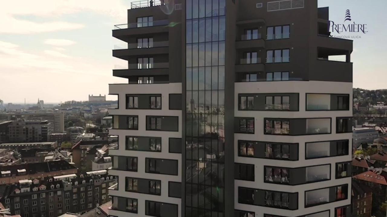 2 room Apartment, with a view of the castle view 3