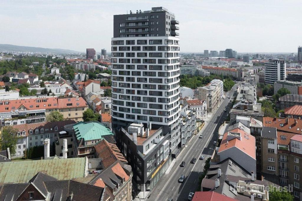 2 room Apartment, with a view of the castle view 2