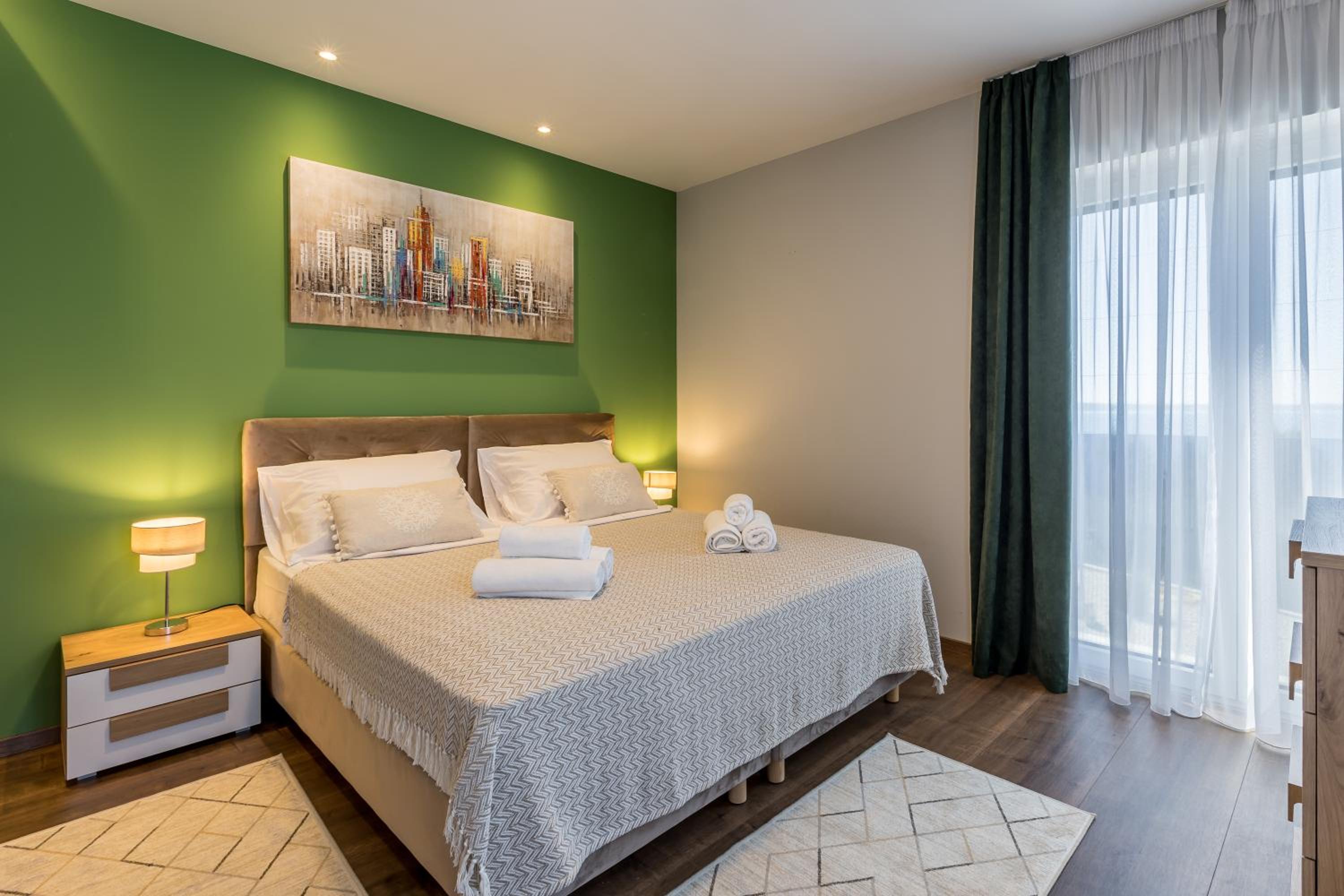 Photo 77