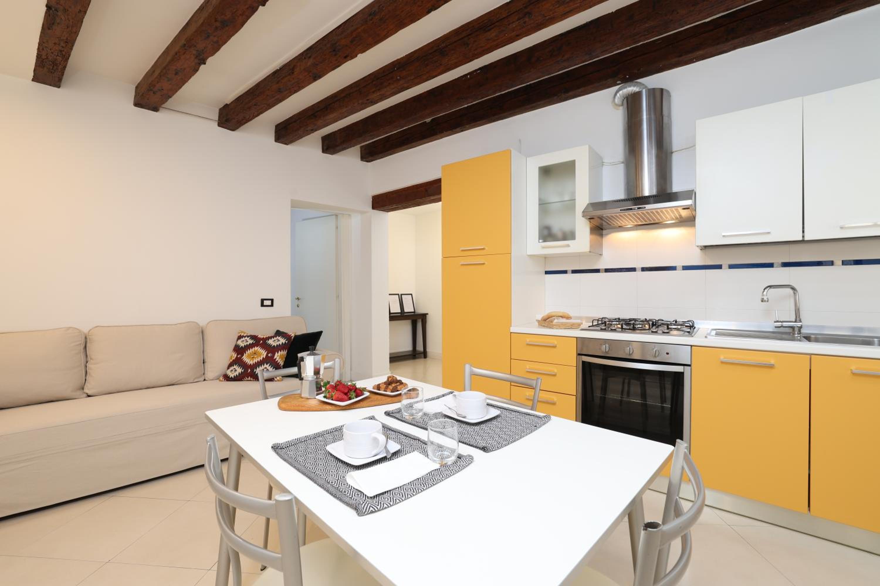 Bricola Biennale Apartments