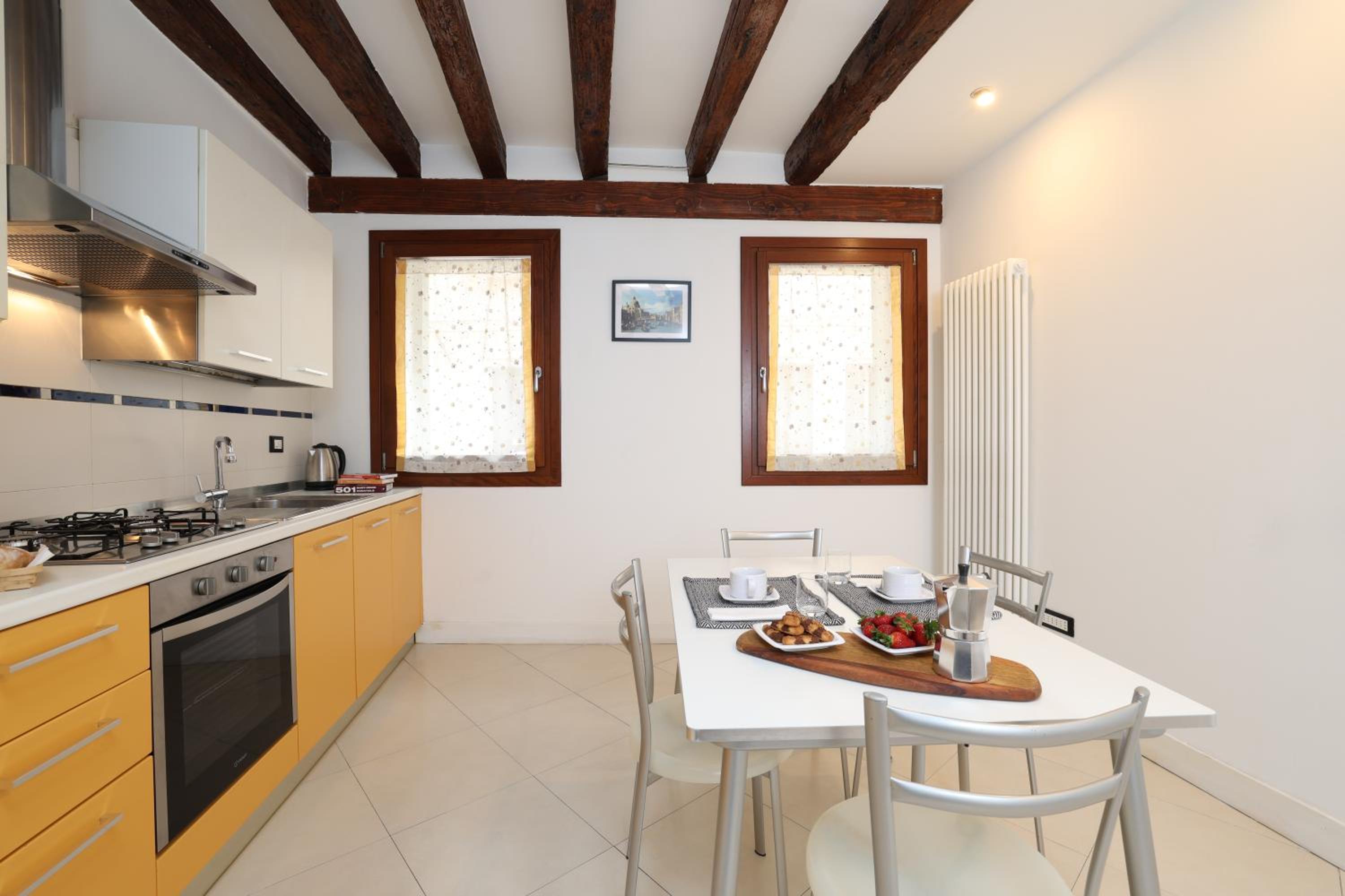 Bricola Biennale Apartments