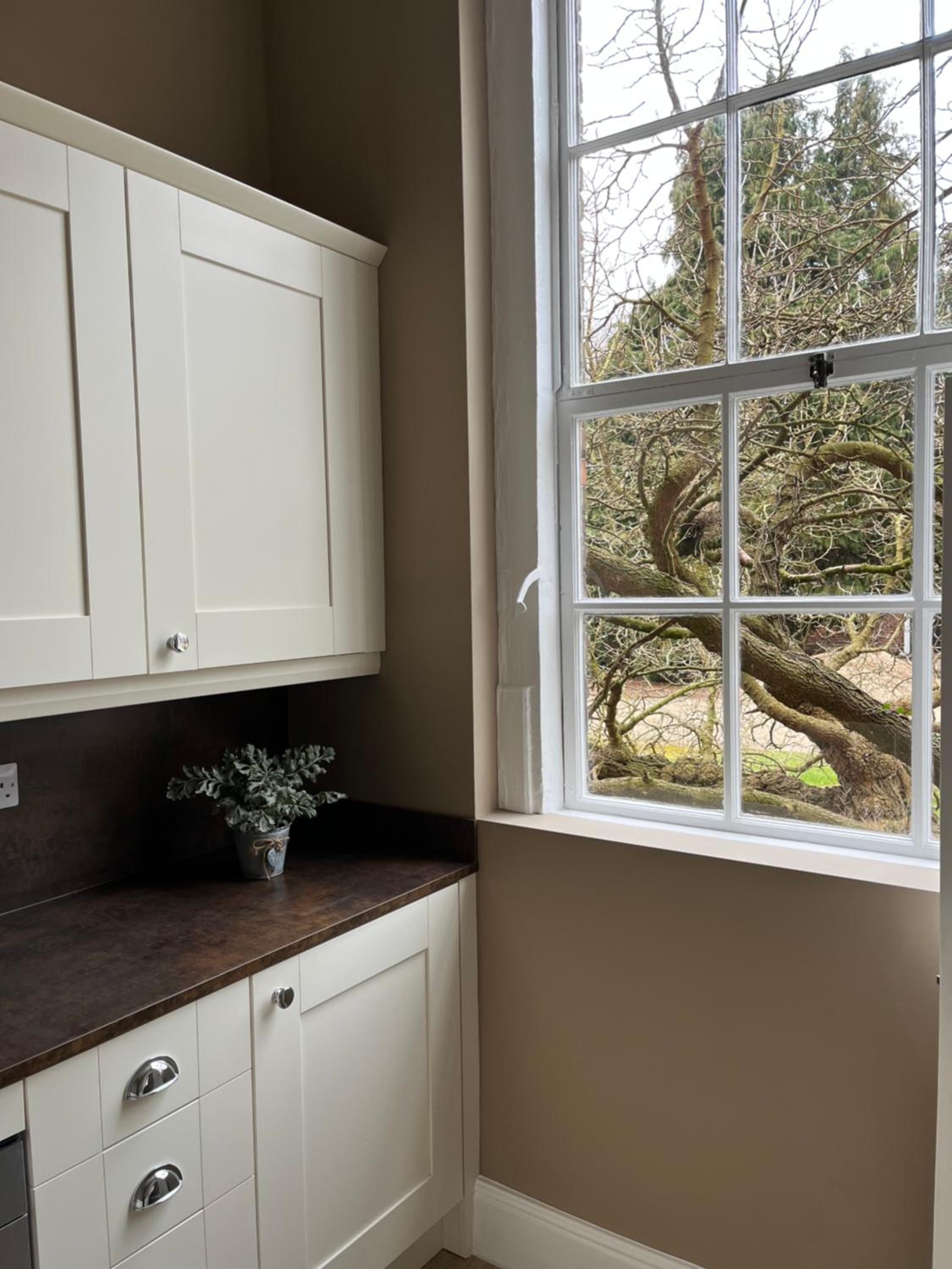 The Mulberry Apartment at Langford Hall view 3