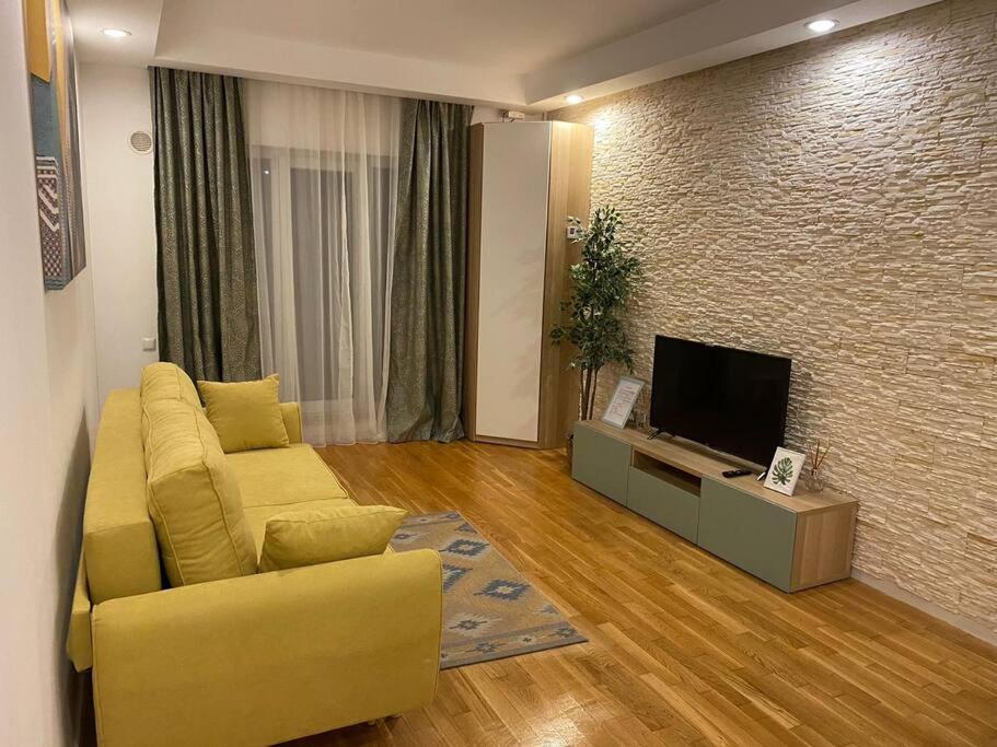 Liberty Deluxe Apartment Cosmopolis view 3