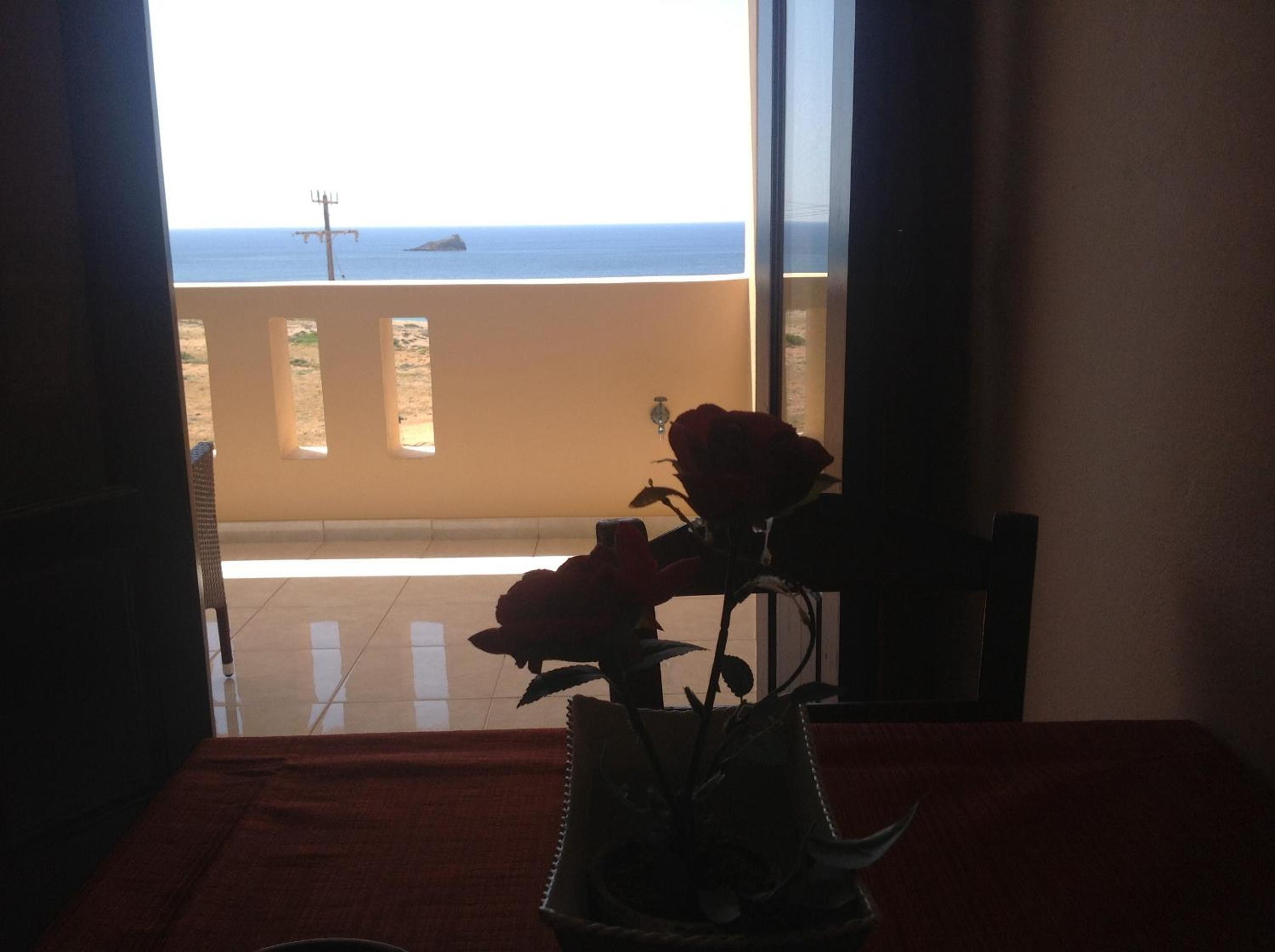 Photo 33