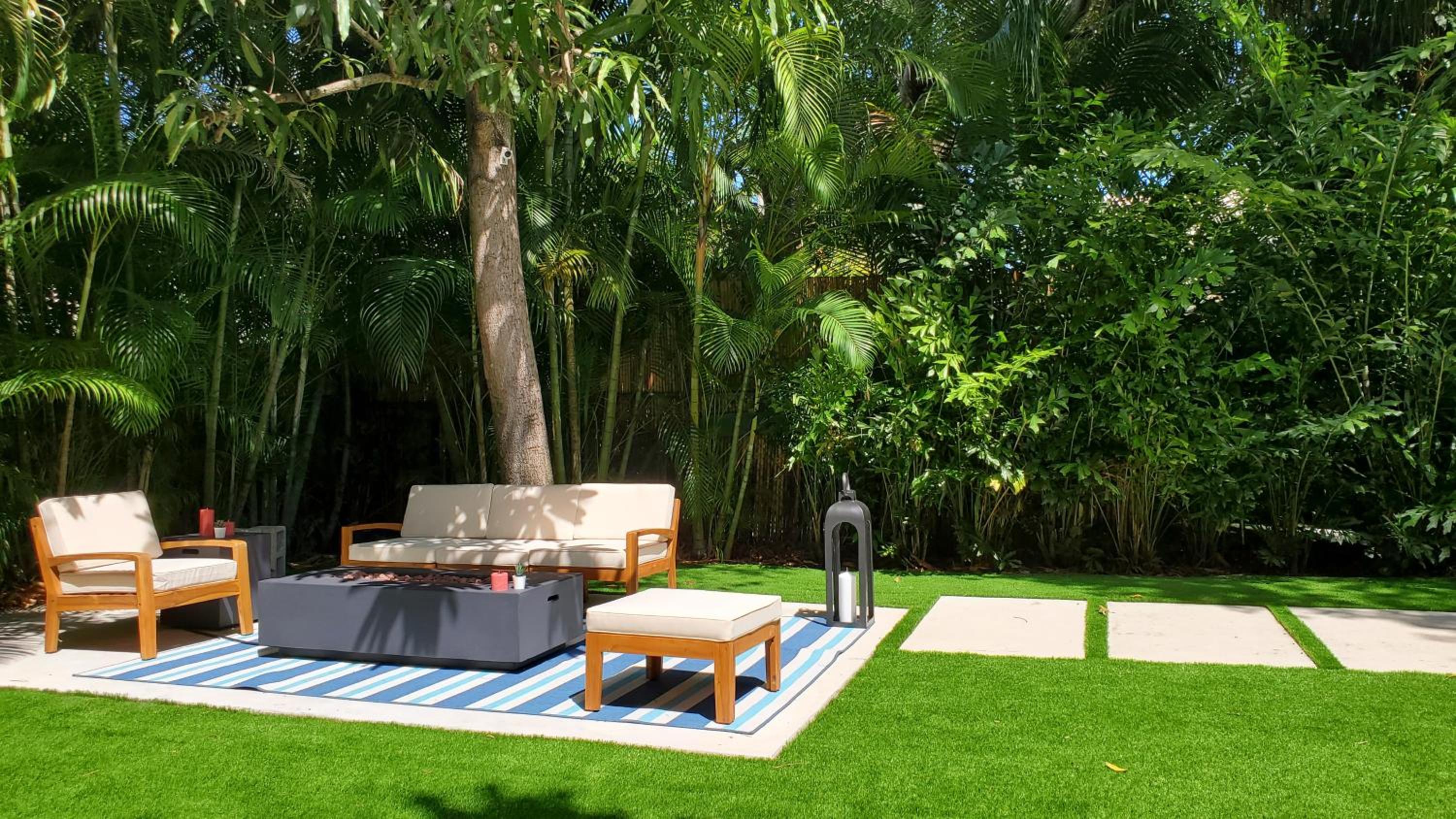 Design District by Midtown, Wynwood, Brickell, 10 min to the Beach, FREE PARKING