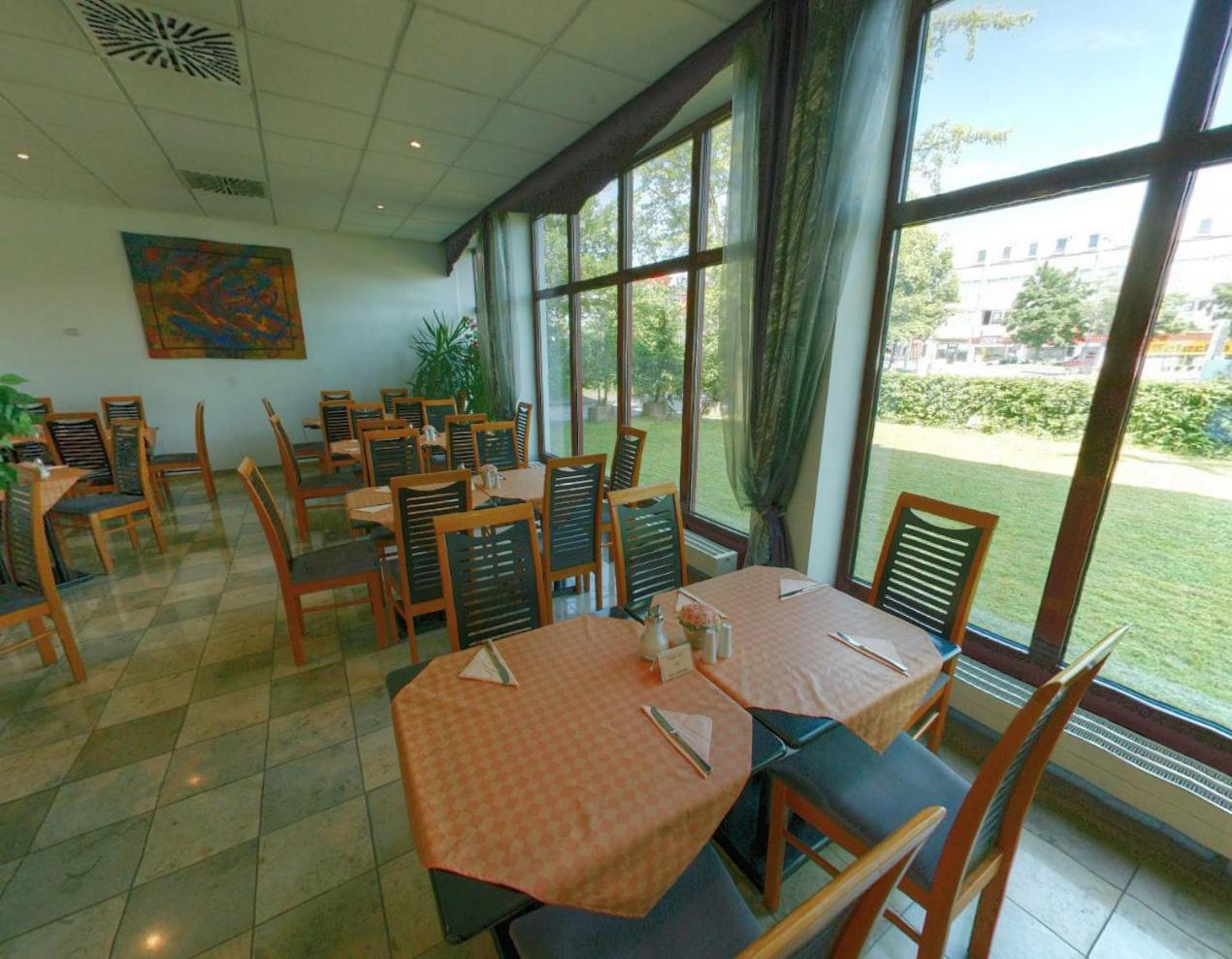 Munich Vacations - AMBER ECONTEL - Property Image 17