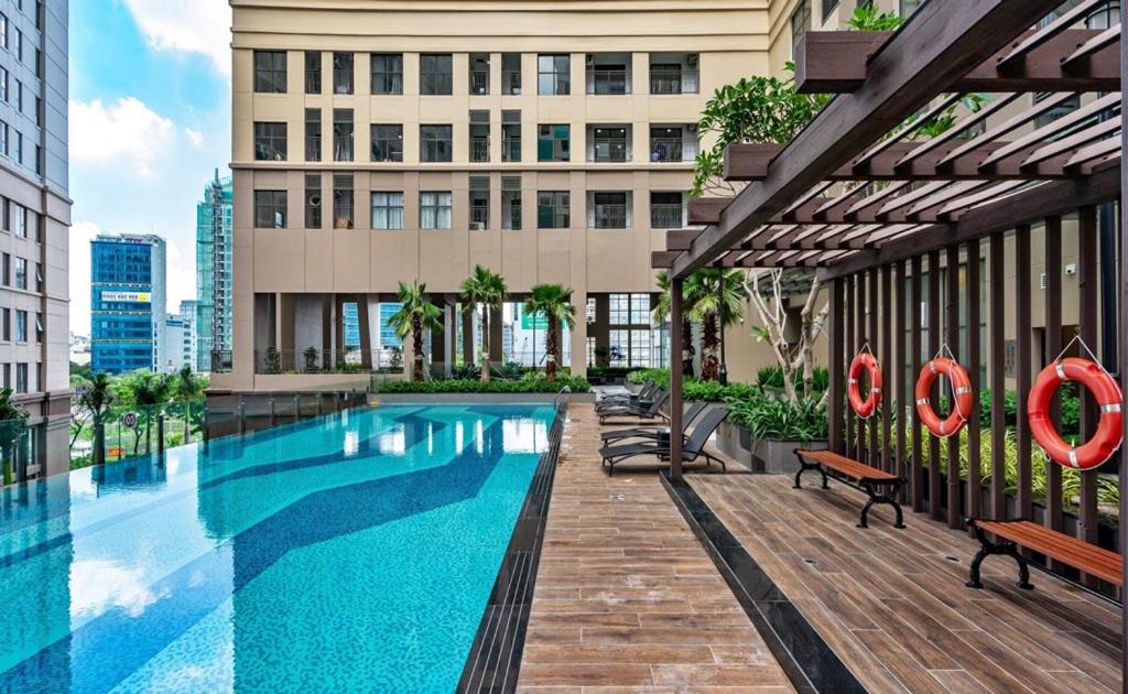 AJ'home - Saigon Royal 5 Star