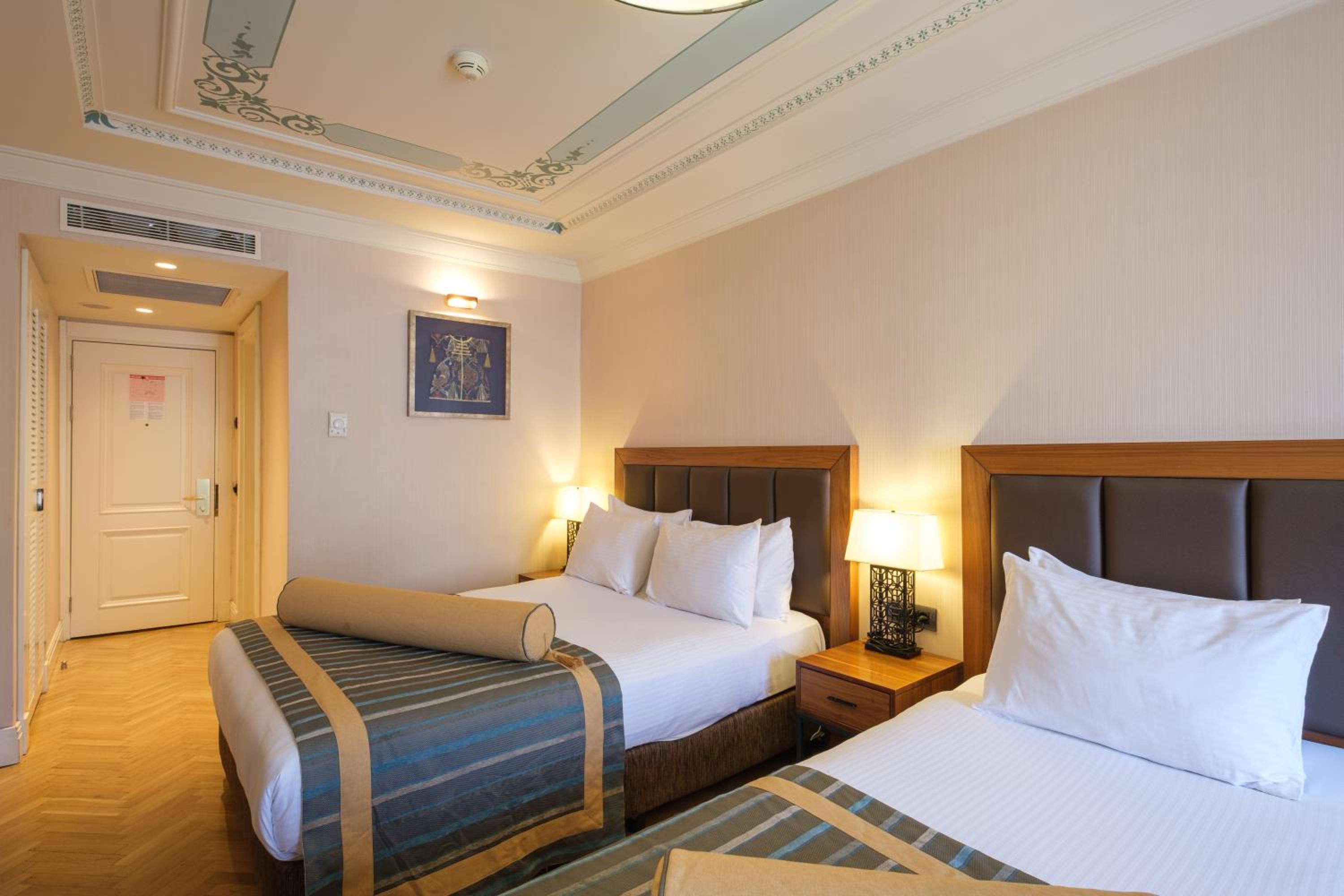 Golden Age Hotel Taksim - Image 79