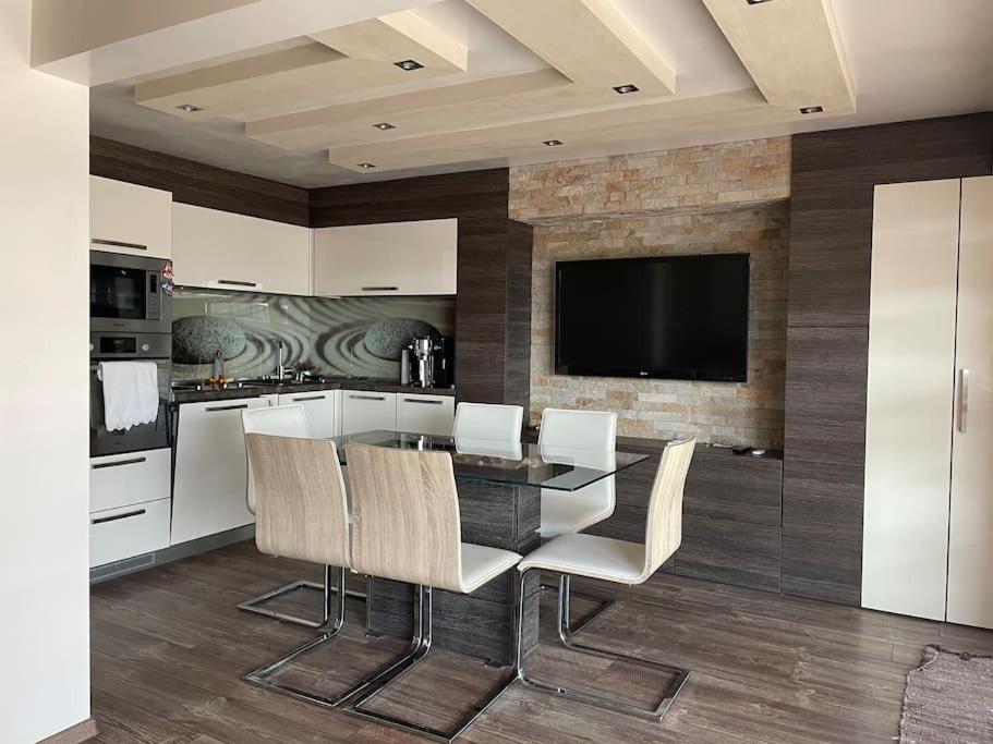 Brand New Valera Luxury Studio