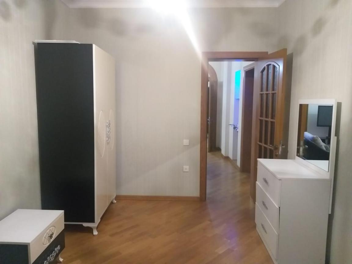 xoroshoya 3 komnotnaya kvartira na tarqovim