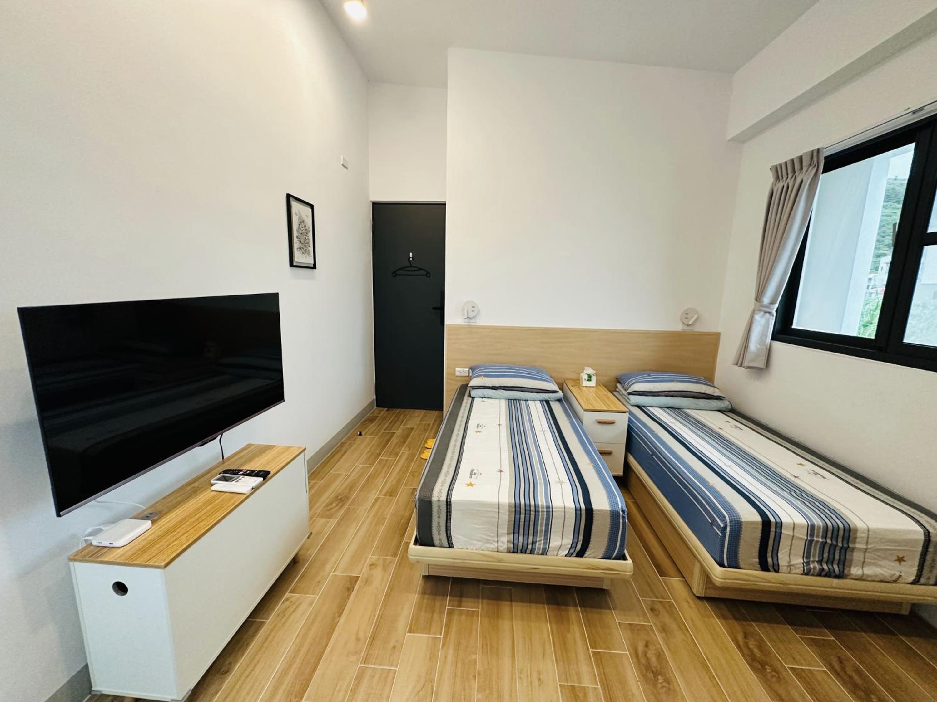 Oceans Explore Hostel