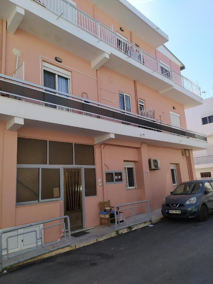IRINIS HOUSES