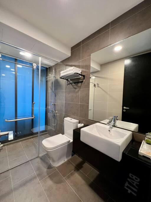 Harbourview Almas Suites Puteri Harbour Legoland photo 4