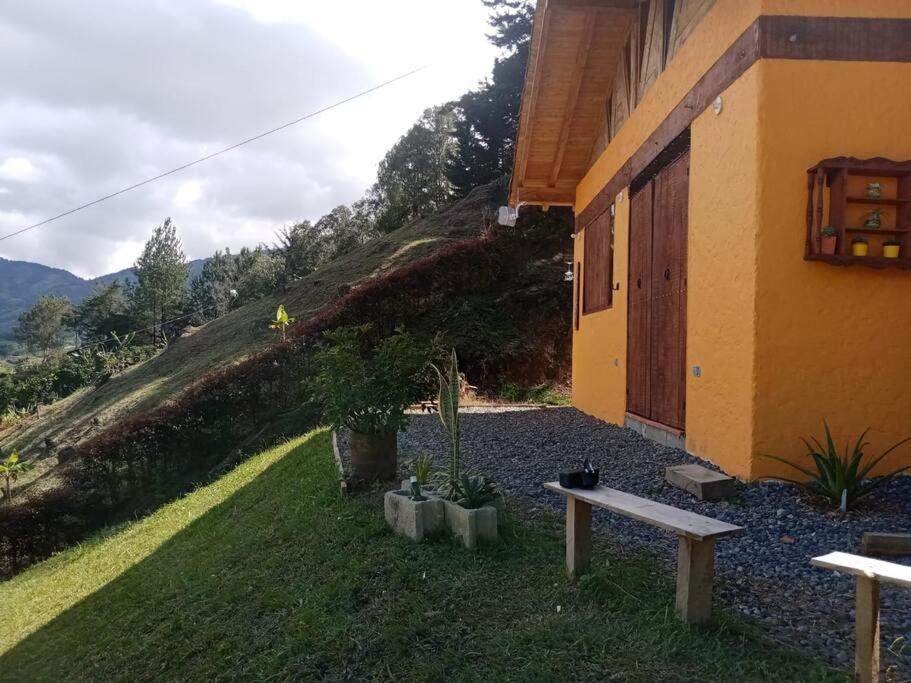 Cabaña La Capilla El Peñol
