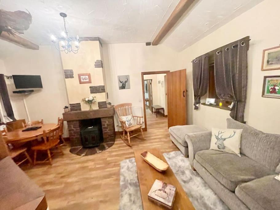 RURAL stone barn with Log Burner, tranquil setting view 5