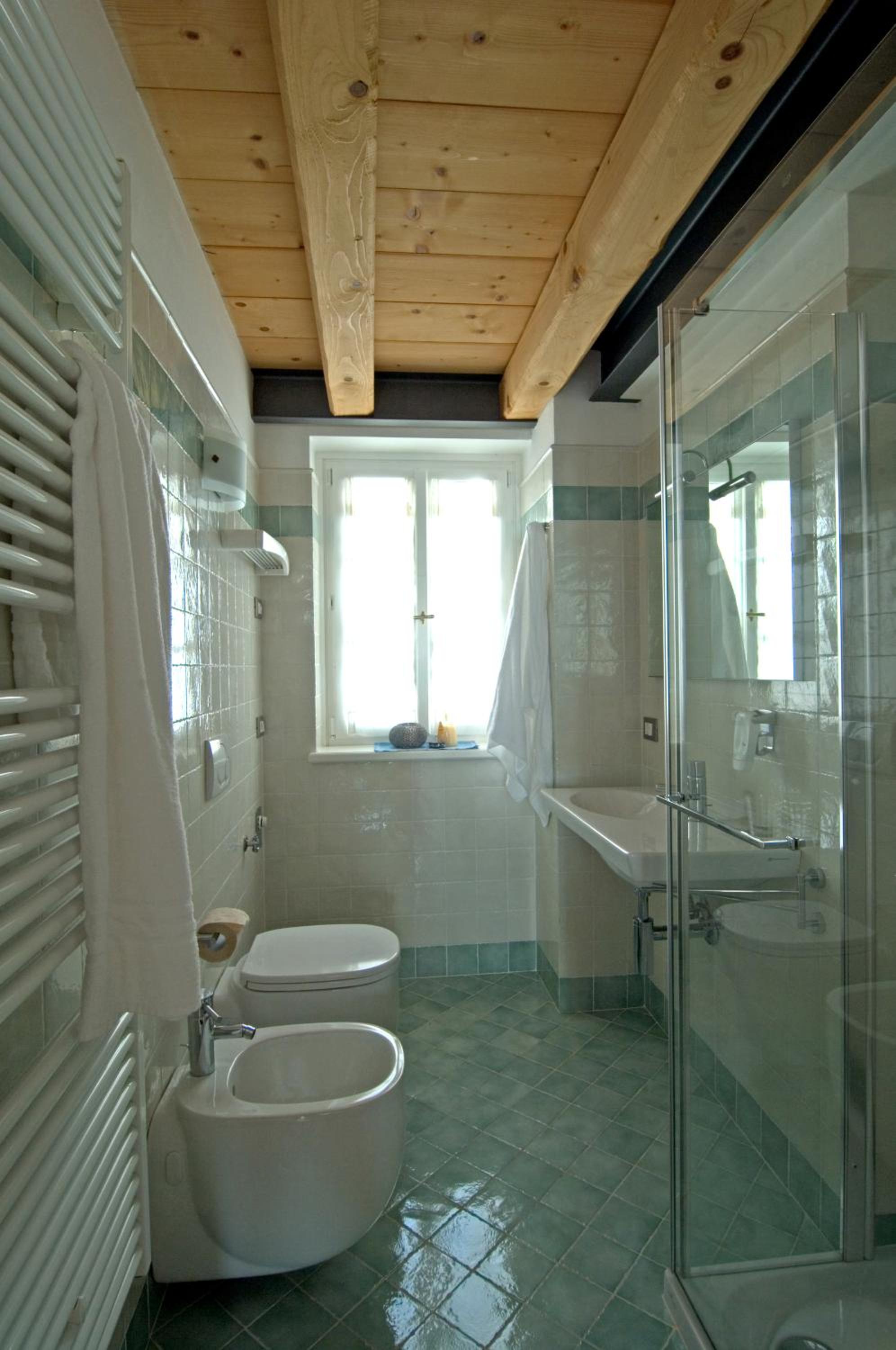 Photo 29