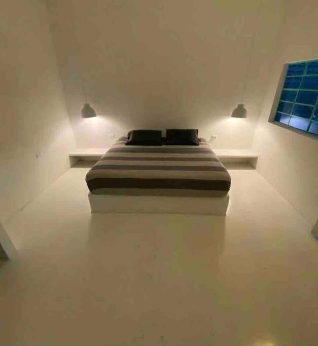 Habitación king 3 personas, casa compartida en Casa Menta