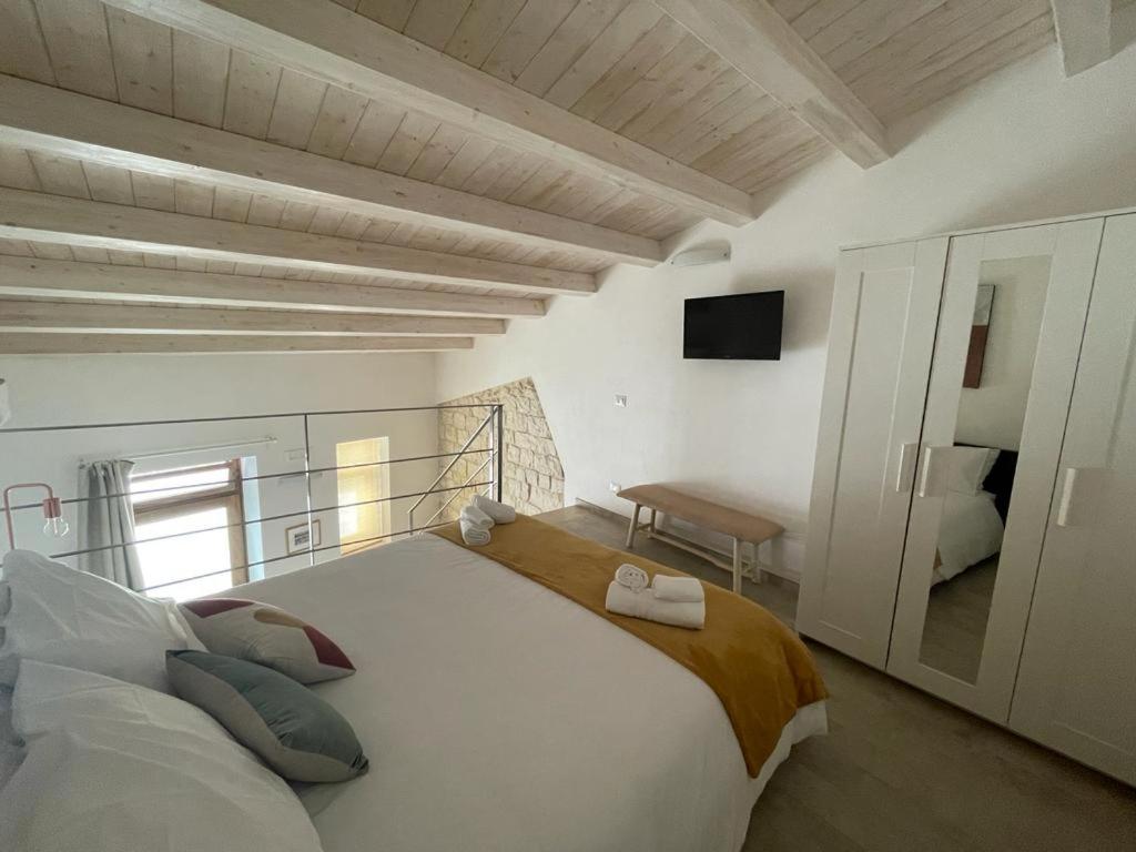 Casa Shekelesh