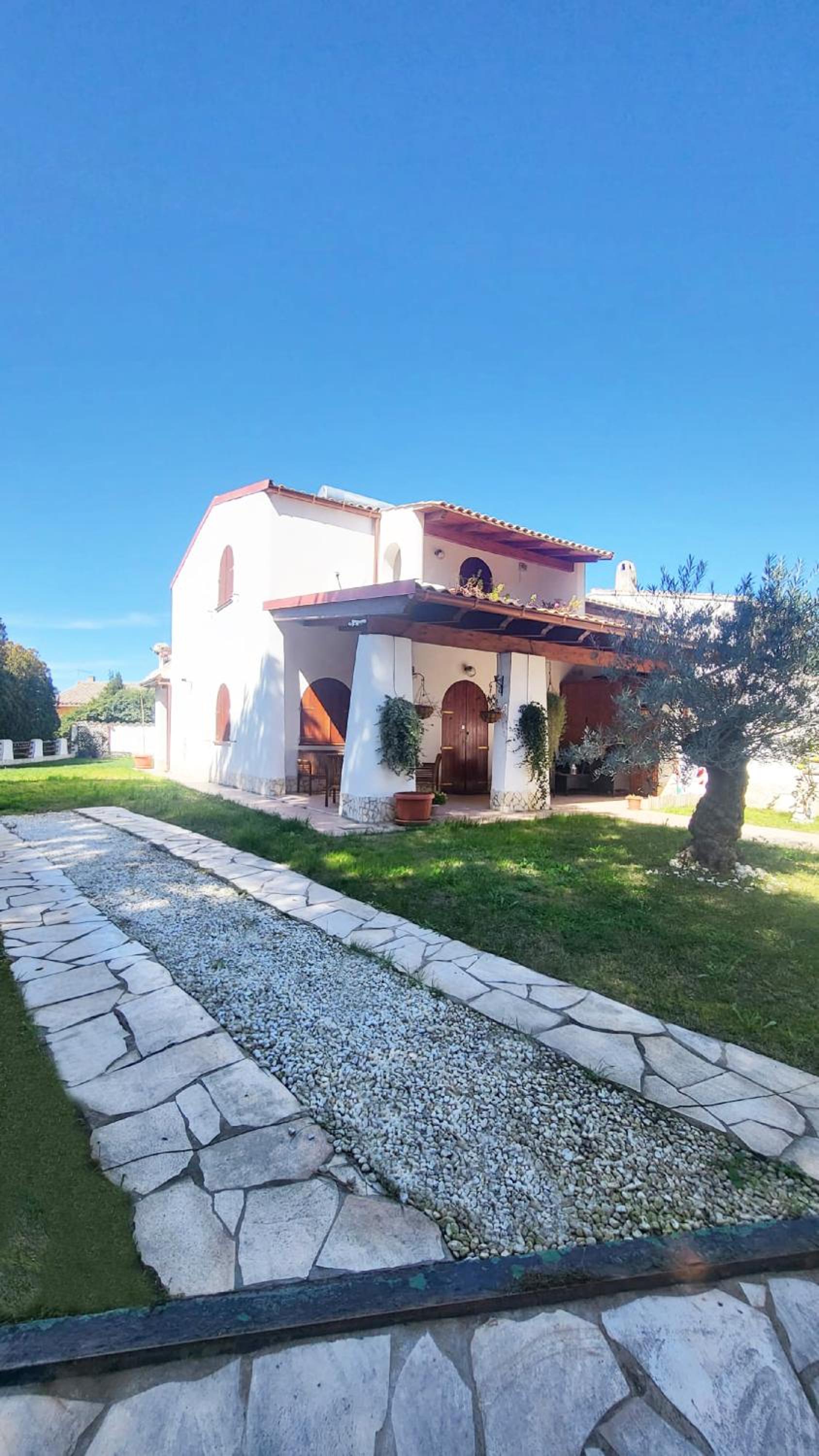 Villa Monica view 3