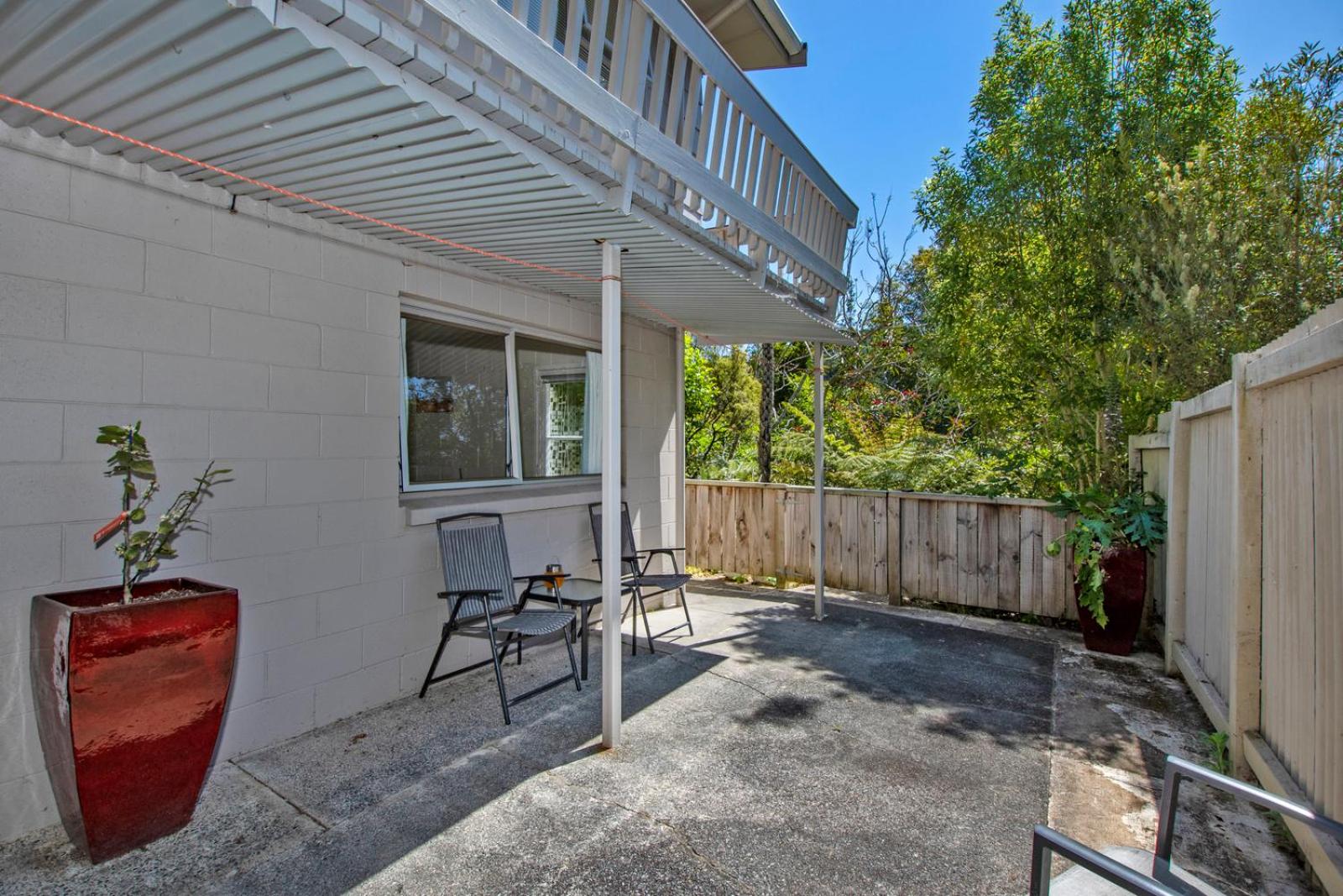 Camellia with WiFi - Paihia Unit view 2