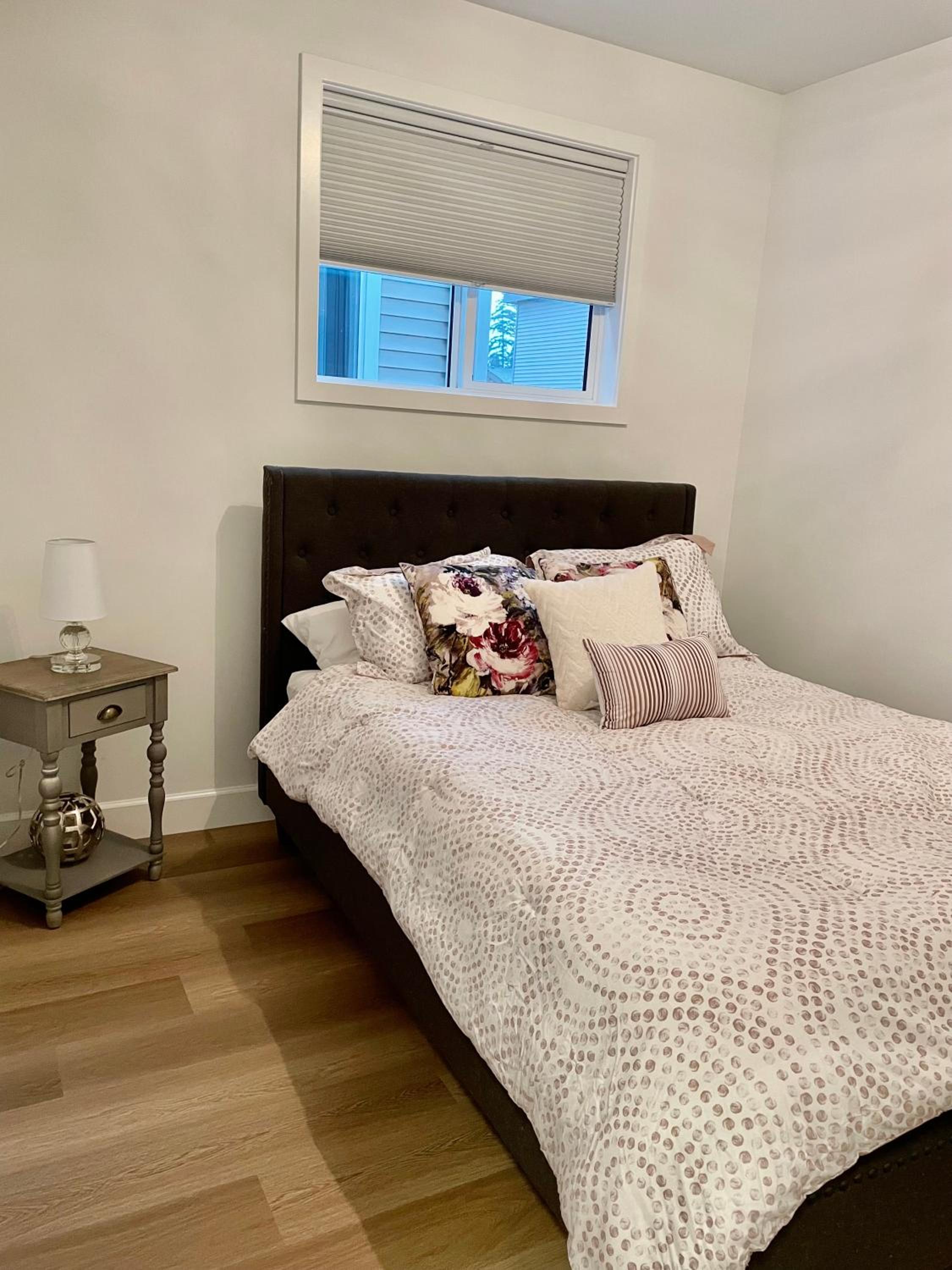 Adorable 1 Bedroom Suite- a skip to Galloping Goose