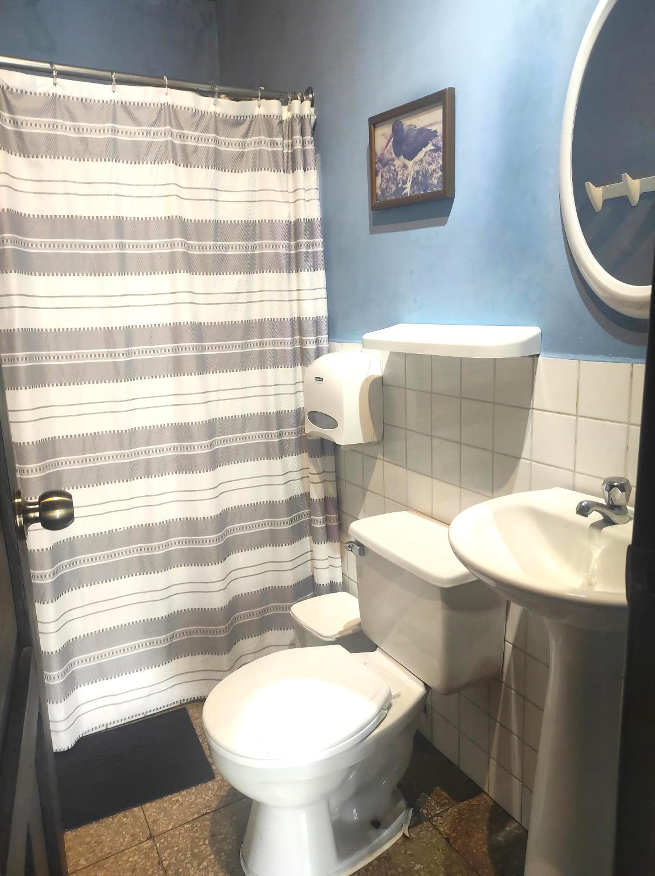 Dreamkapture Hostel close to the airport and bus terminal
