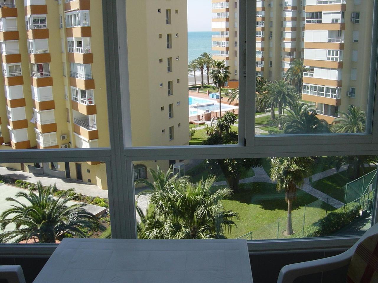 Apartamentos Intercentro Algarrobo-Costa APARTAMENTOS TURÍSTICOS -INMOBILIARIA