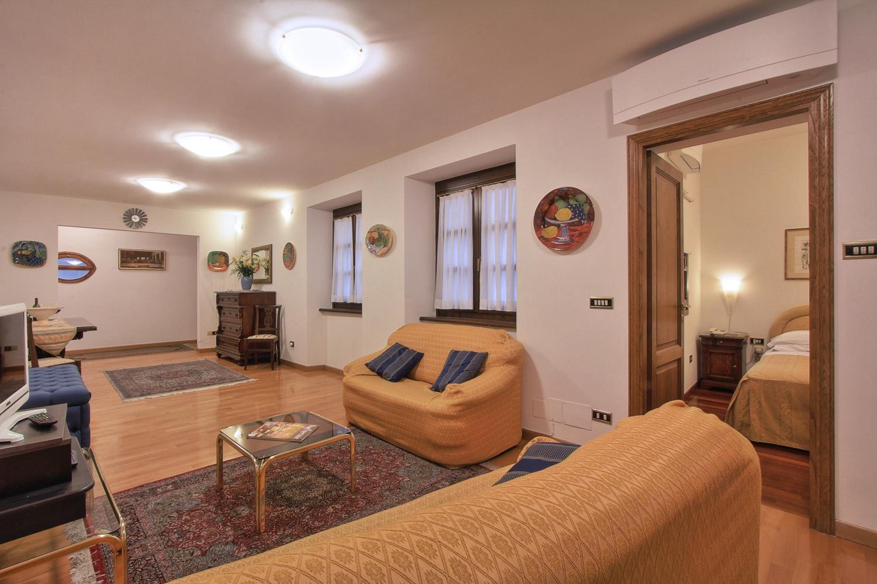 Florence old town apartment