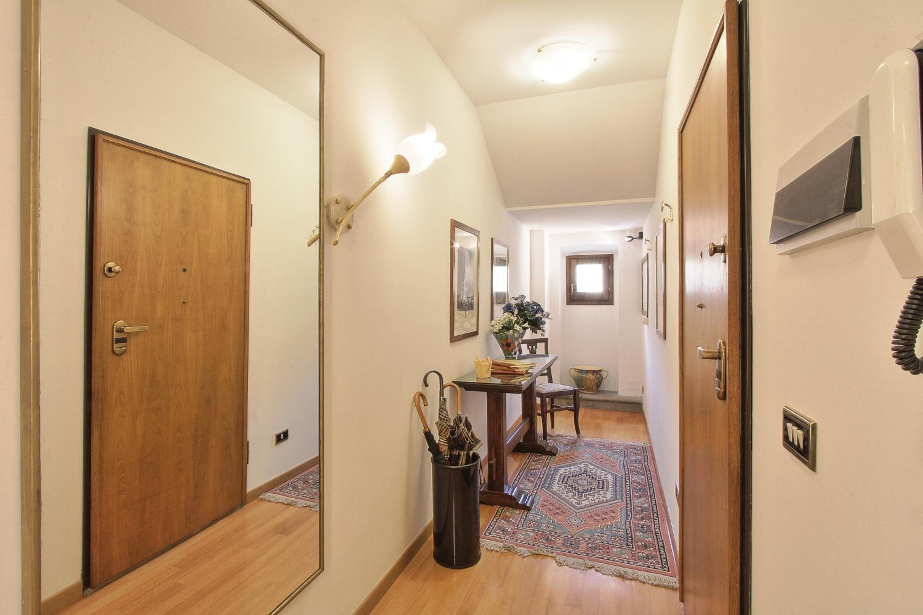 Florence old town apartment